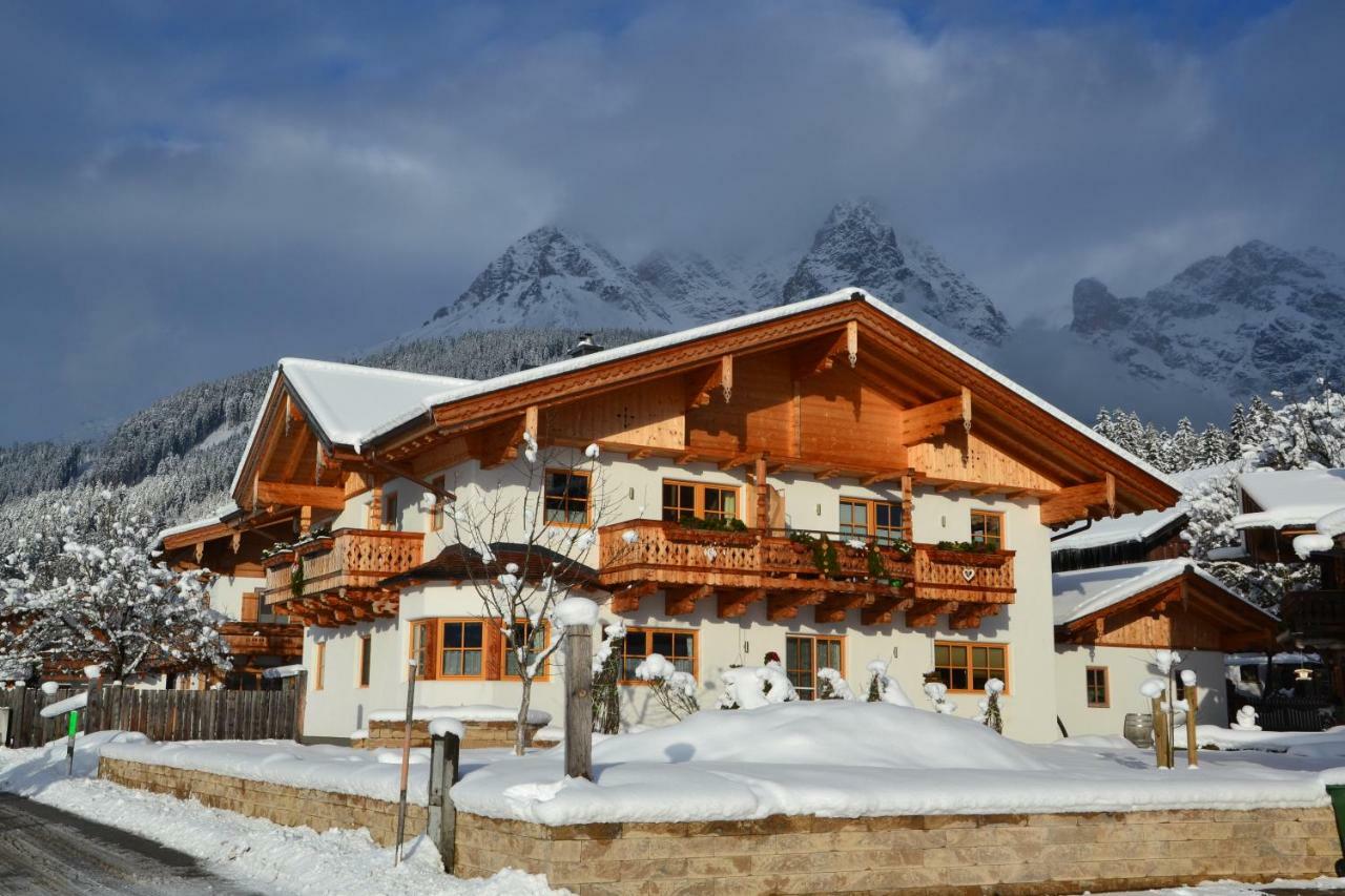Appartement Herzog Saalfelden ภายนอก รูปภาพ
